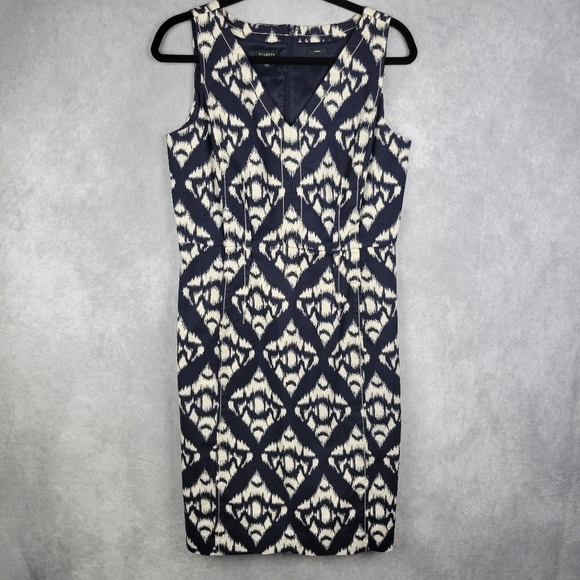 Talbots Stretch Navy Blue and Cream Ikat Sheath Dress Size 8 - Picture 2 of 12